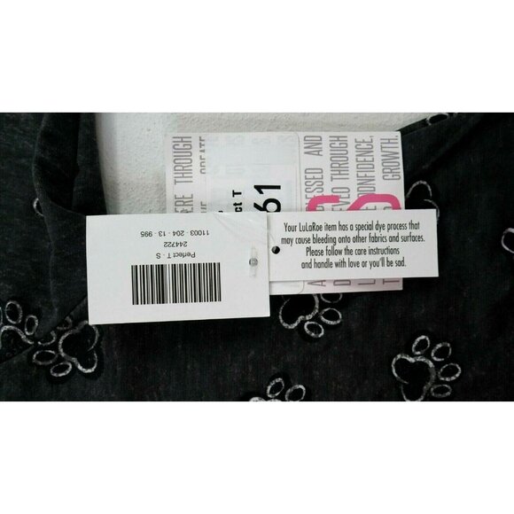 LuLaRoe Gray Puppy Paw Print Short Sleeve Perfect T Shirt Womens Small New - Picture 10 of 10